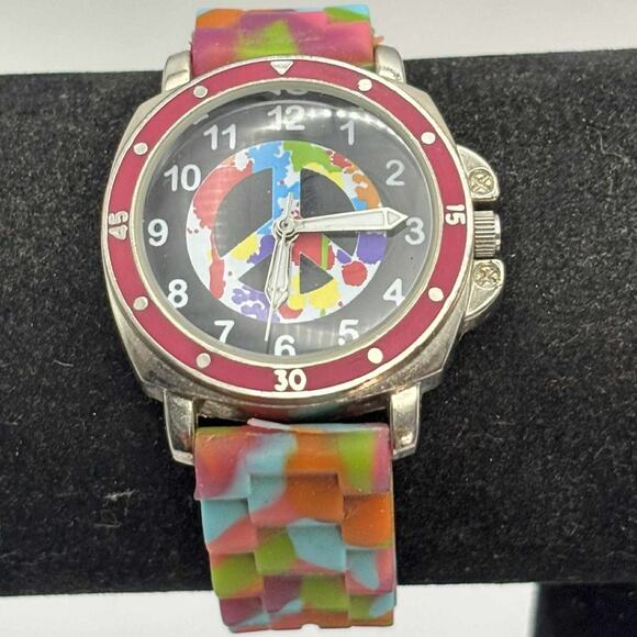 Rainbow Peace Watch - Picture 1 of 4